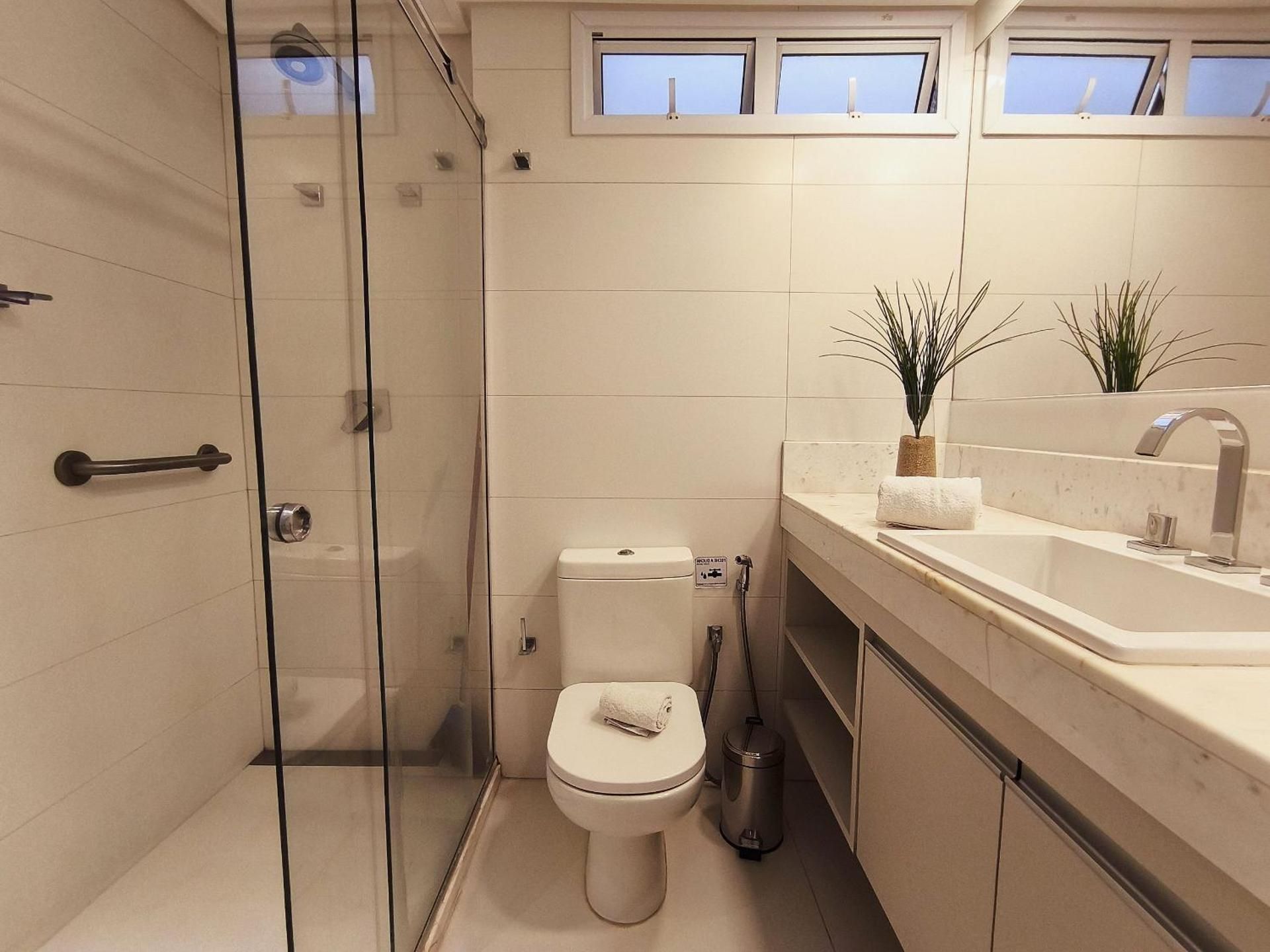 Two-Bedroom Deluxe Apartment with Ocean View