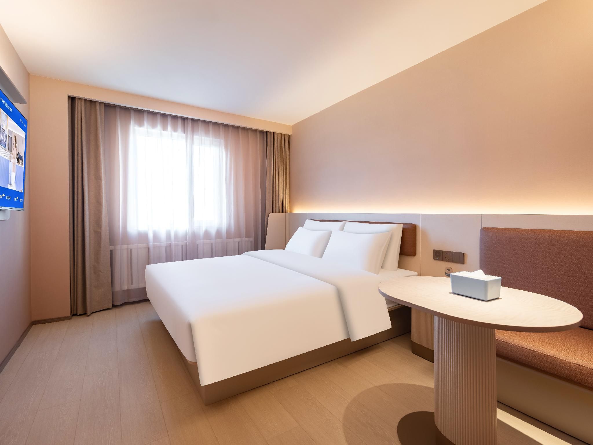 Business Queen Bed Room