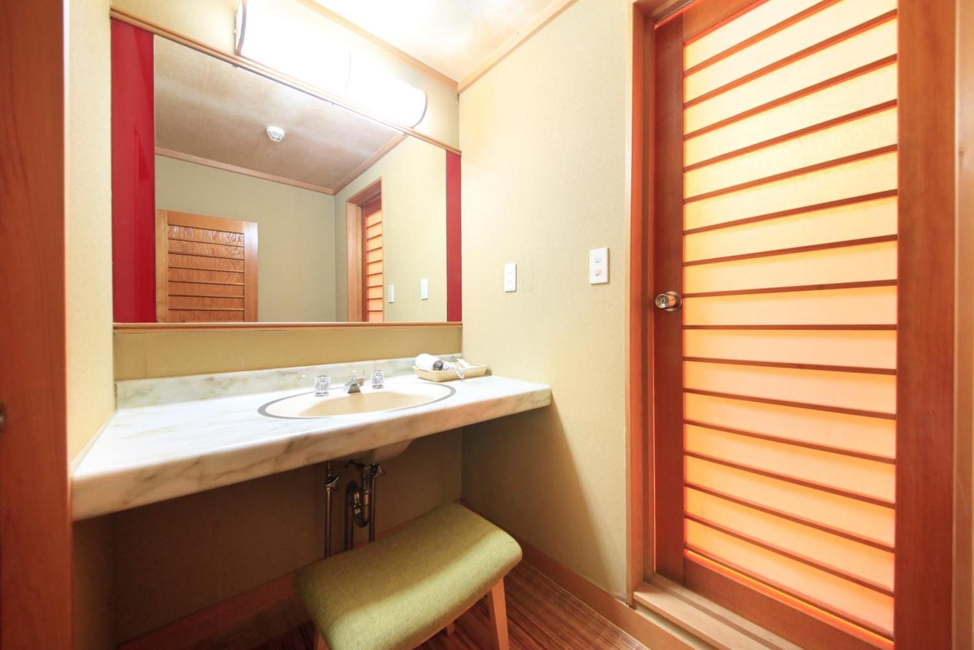 Tonegawa River View Japanese Style Room with 15 Tatami
