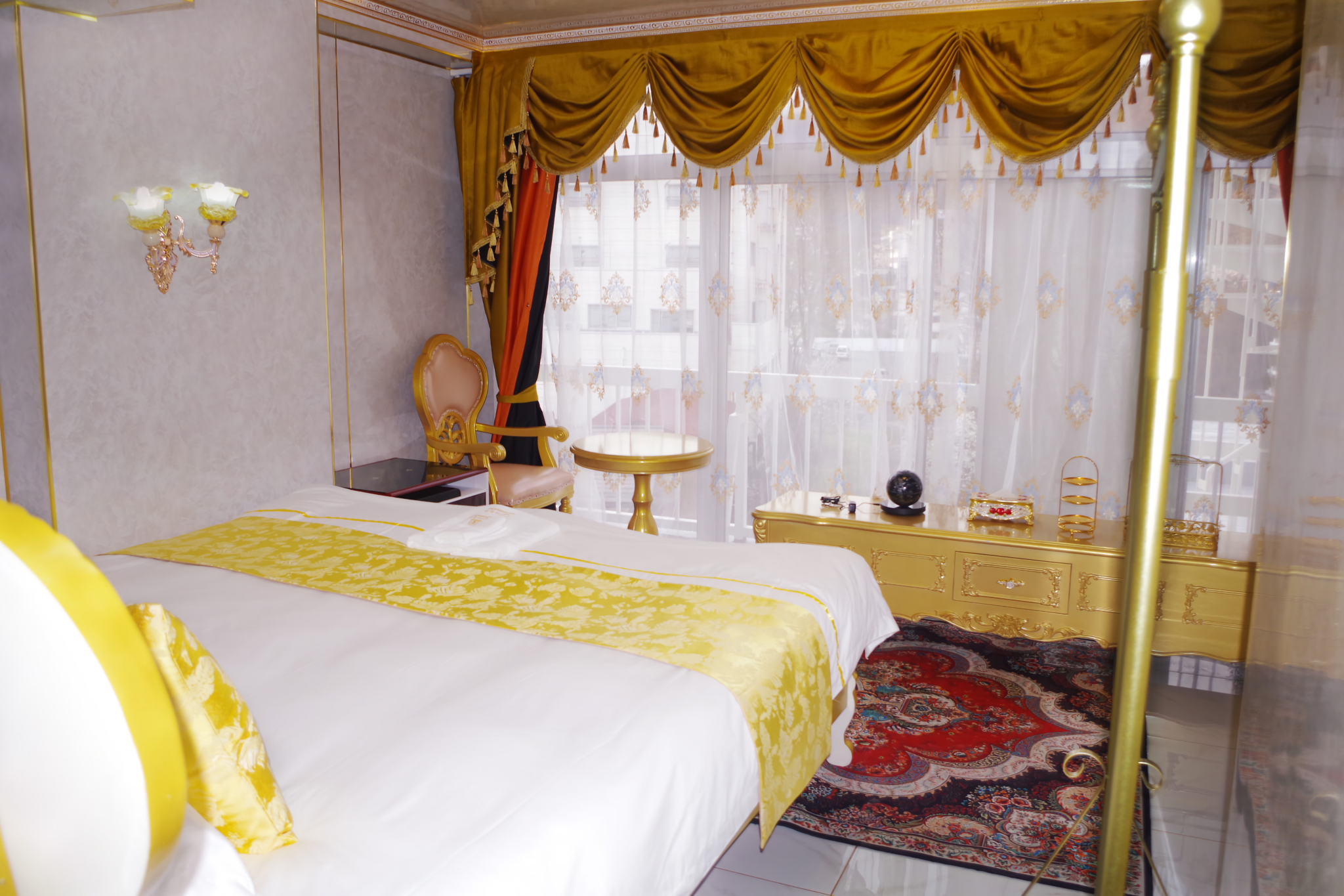 Superior - 1 King Bed