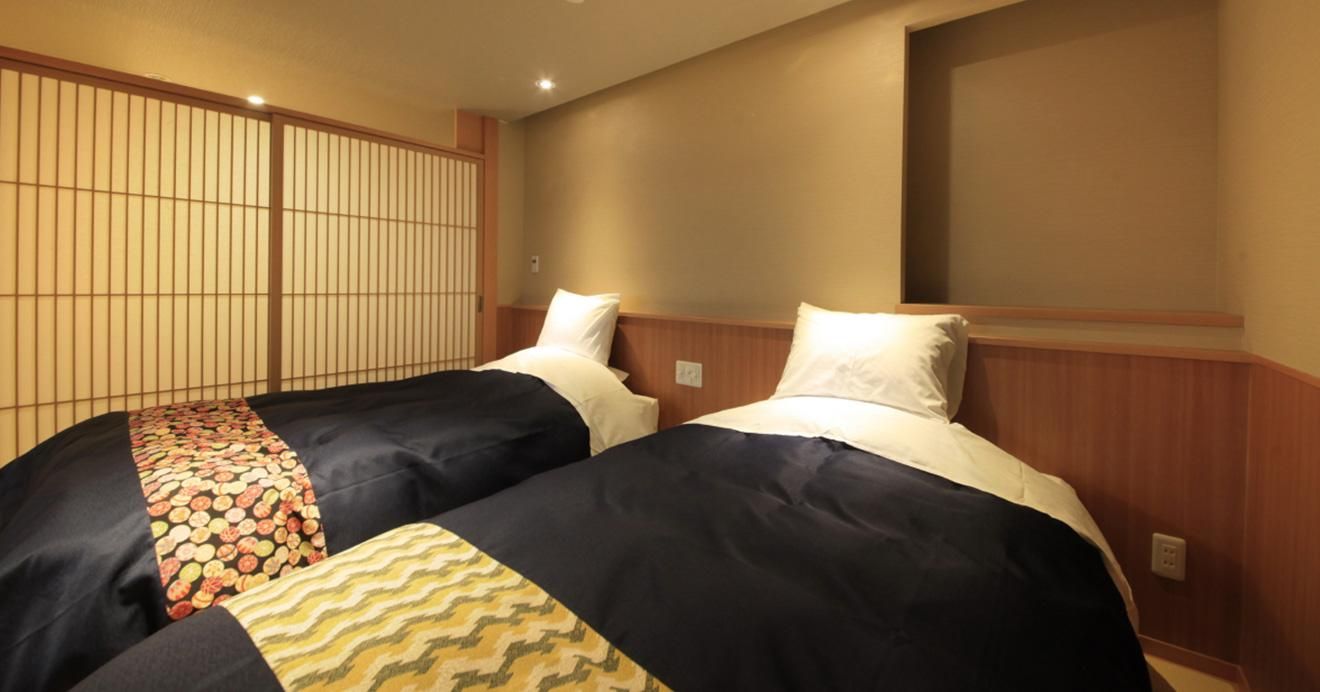 Top Floor Japanese Style Room Q with 3 Beds and Open-Air Bath - Non-Smoking
