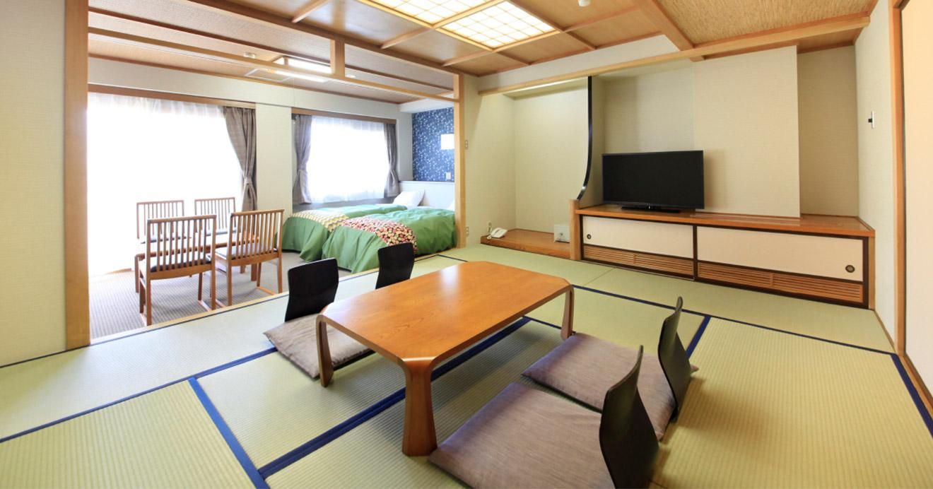 Japanese-Western Style Room G with 2 Beds, 10 Tatami and Bathroom - Non-Smoking