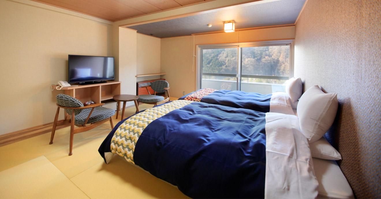Top Floor Western Style Room L with 2 Beds and Bathroom - Non-Smoking