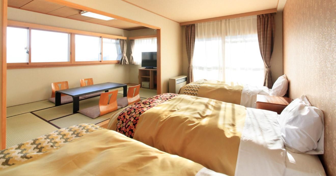 Japanese-Western Style Room I with 3 Beds, 6 Tatami and Bathroom - Non-Smoking