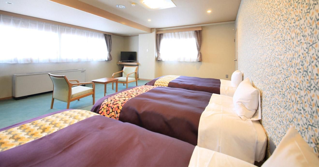 Western Style Room H with 3 Beds, Shower and Toilet - Non-Smoking