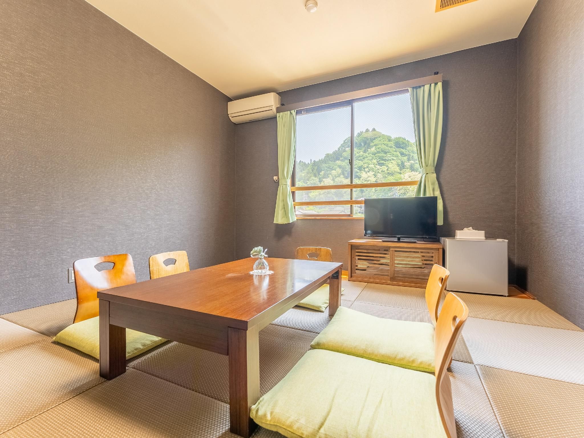 Japanese Room - 4 Guests, Non-Smoking