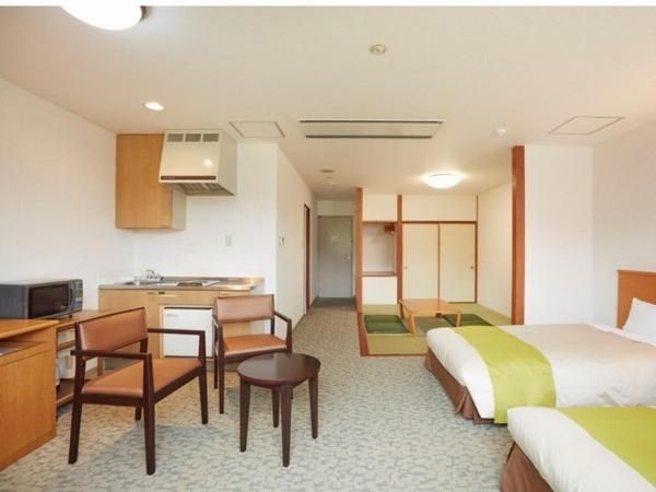 Family Room with Tatami Area - Non-Smoking