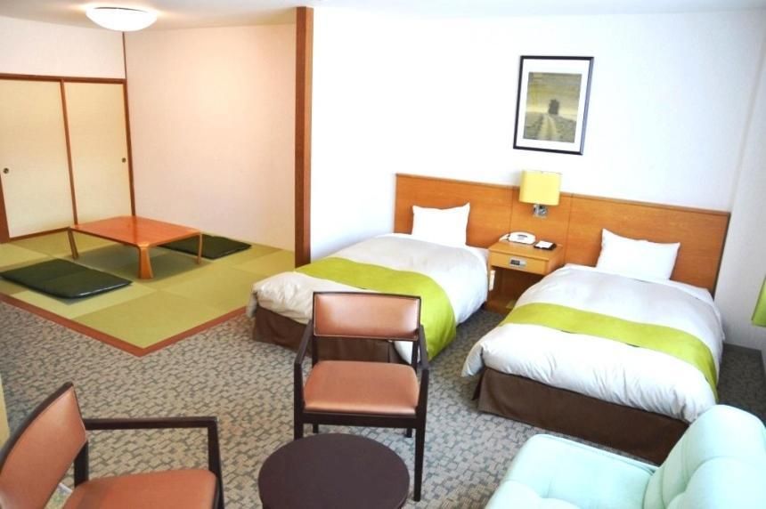 Family Room with Tatami Area - Non-Smoking
