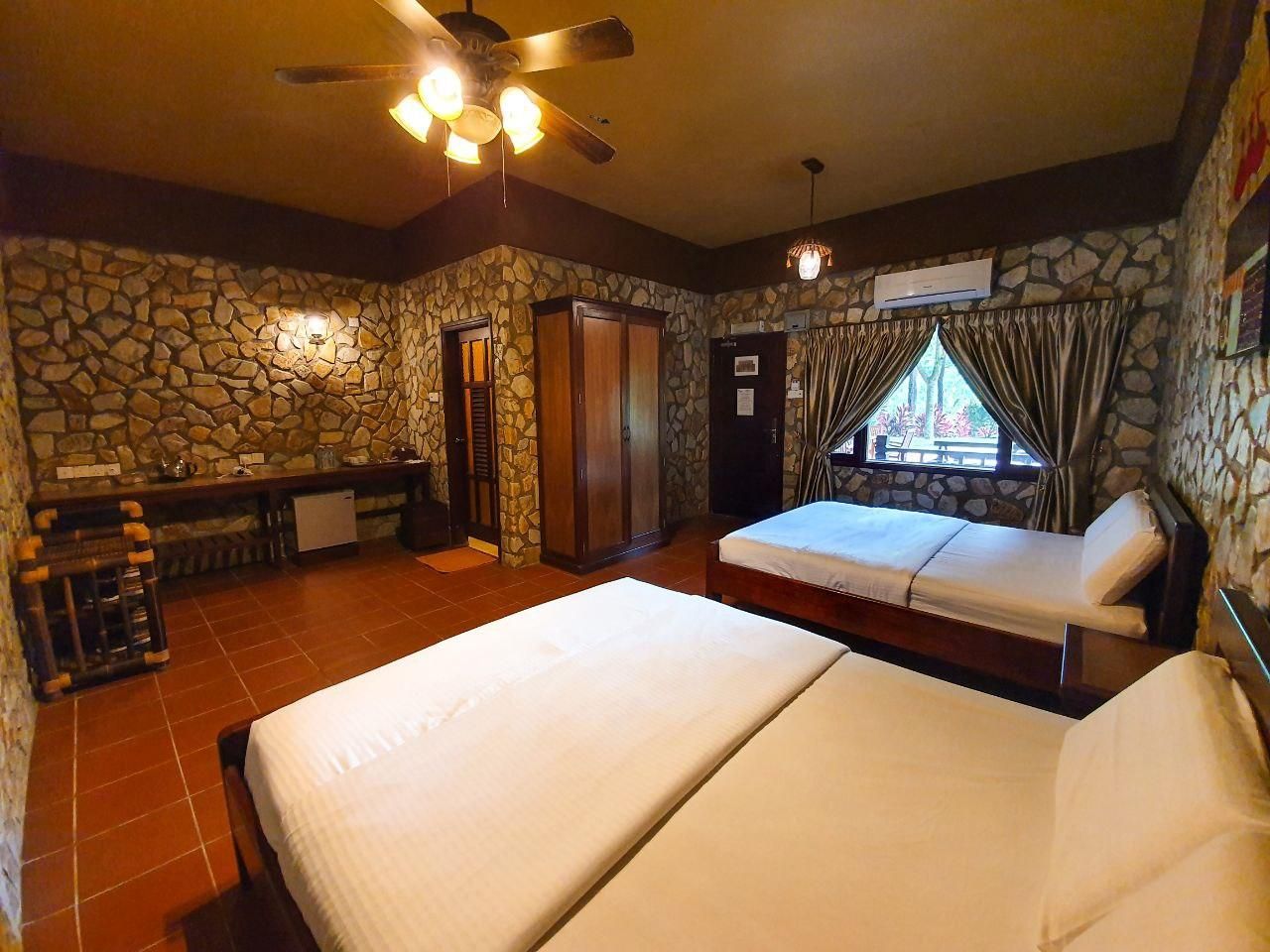 The Waterway Villa Stone Villa Suite 2