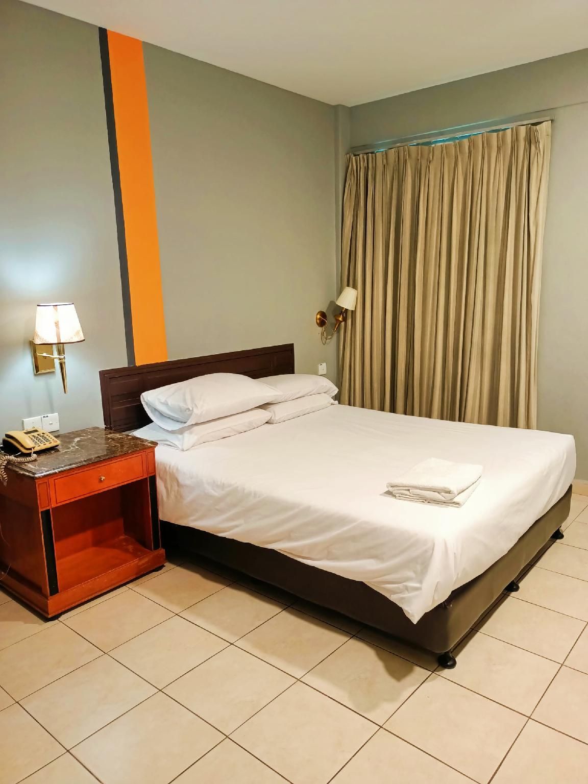 2 Double Beds Executive