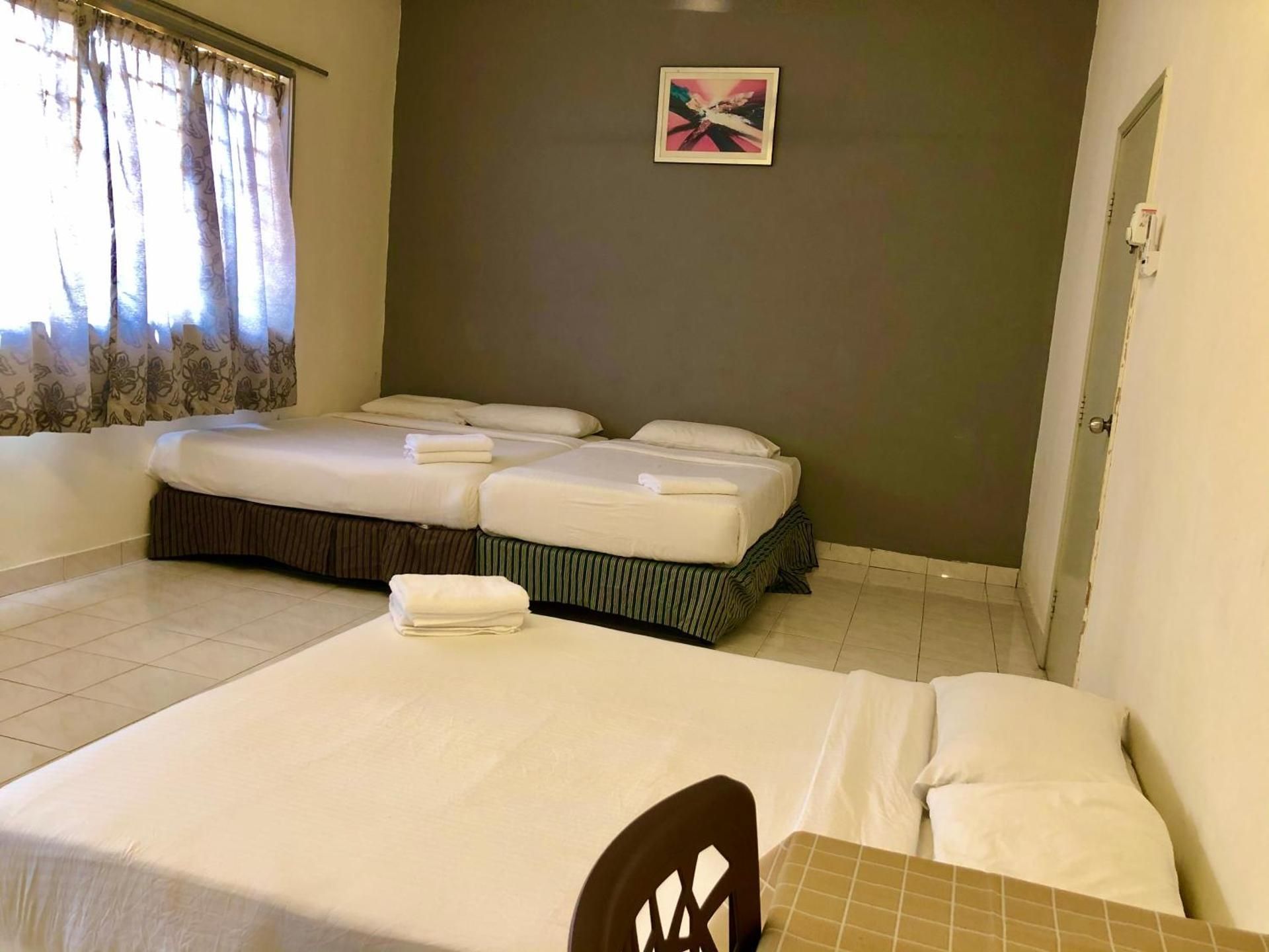 Deluxe Family Suite