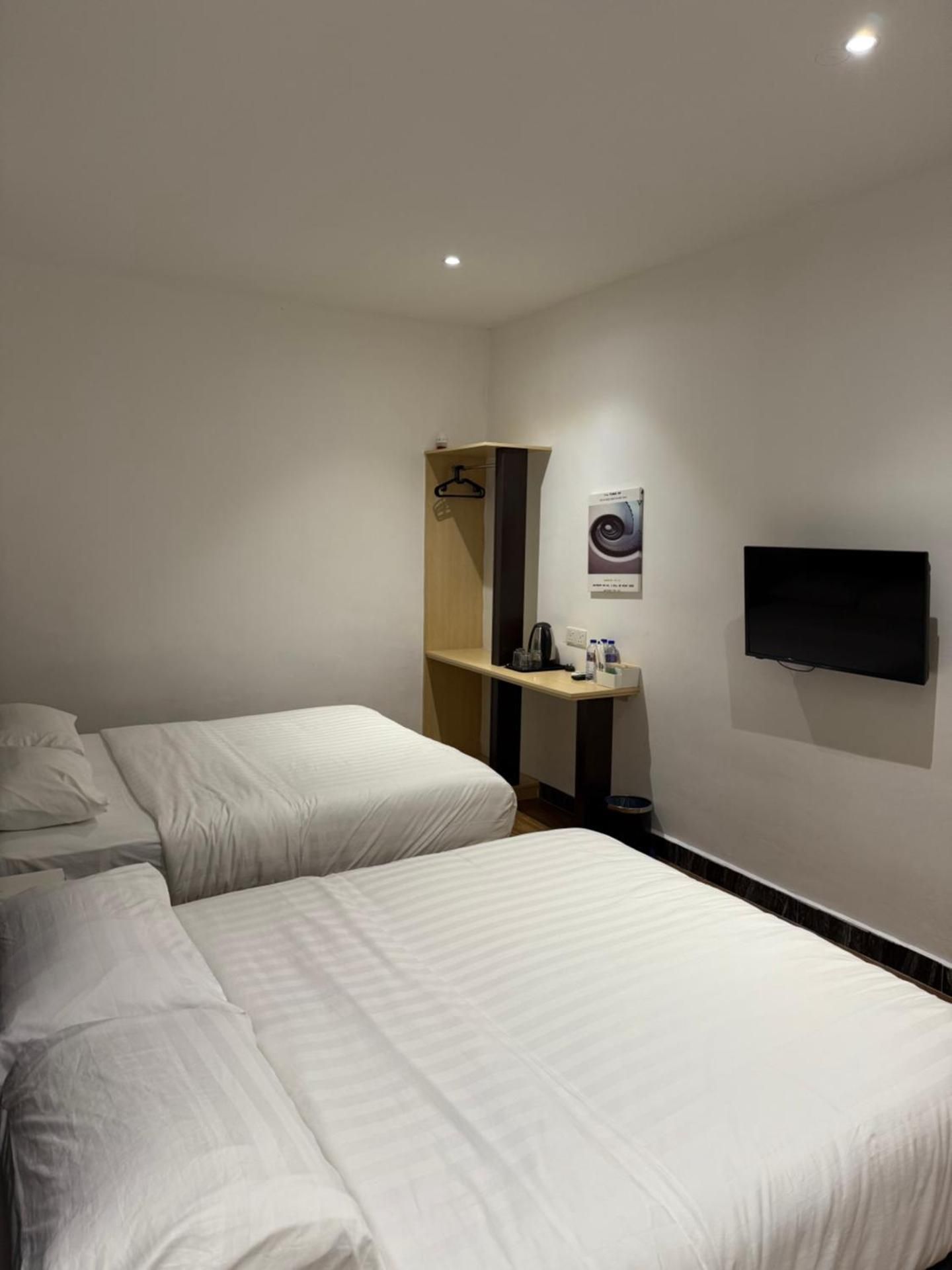 Winns Hotel Bentong Family Room 2