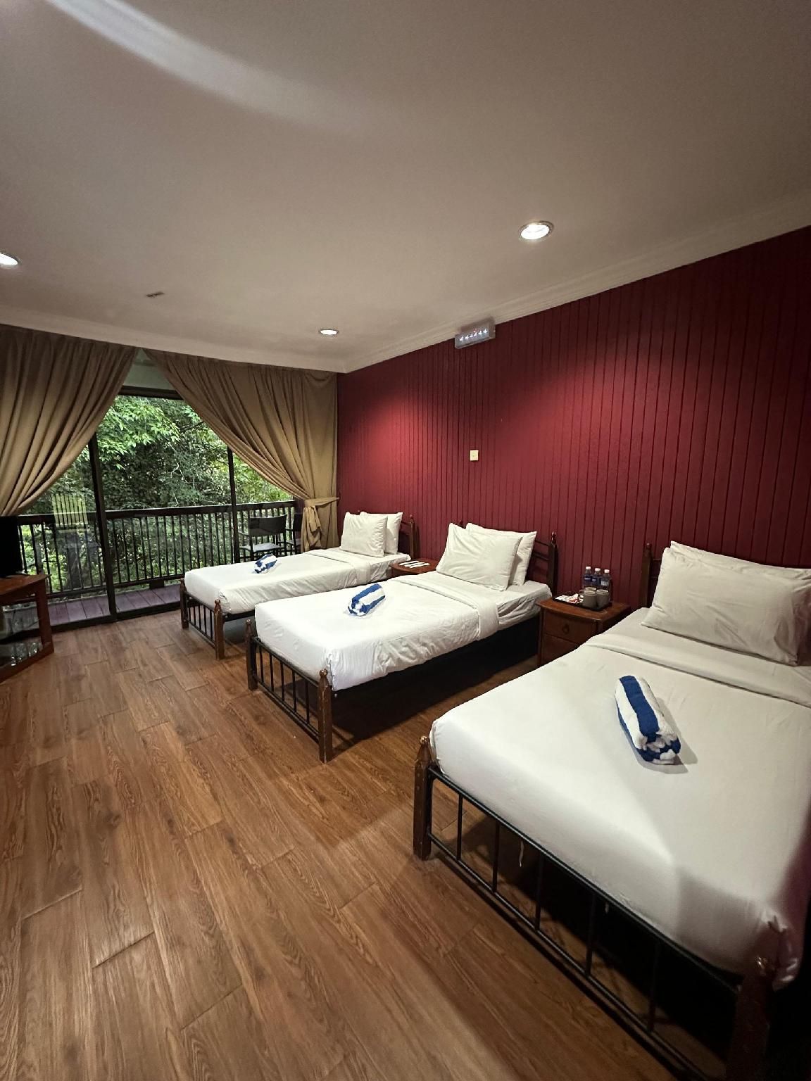 Lilla Hilltop Retreat @ Janda Baik Standard Studio 1