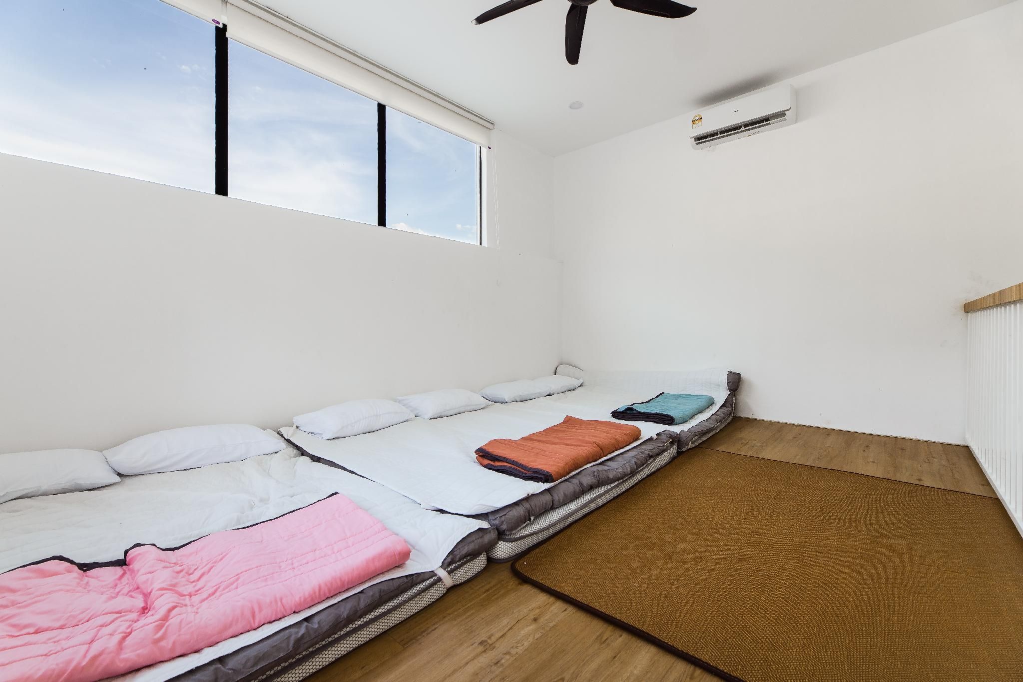 Deluxe Duplex Suite with Shower