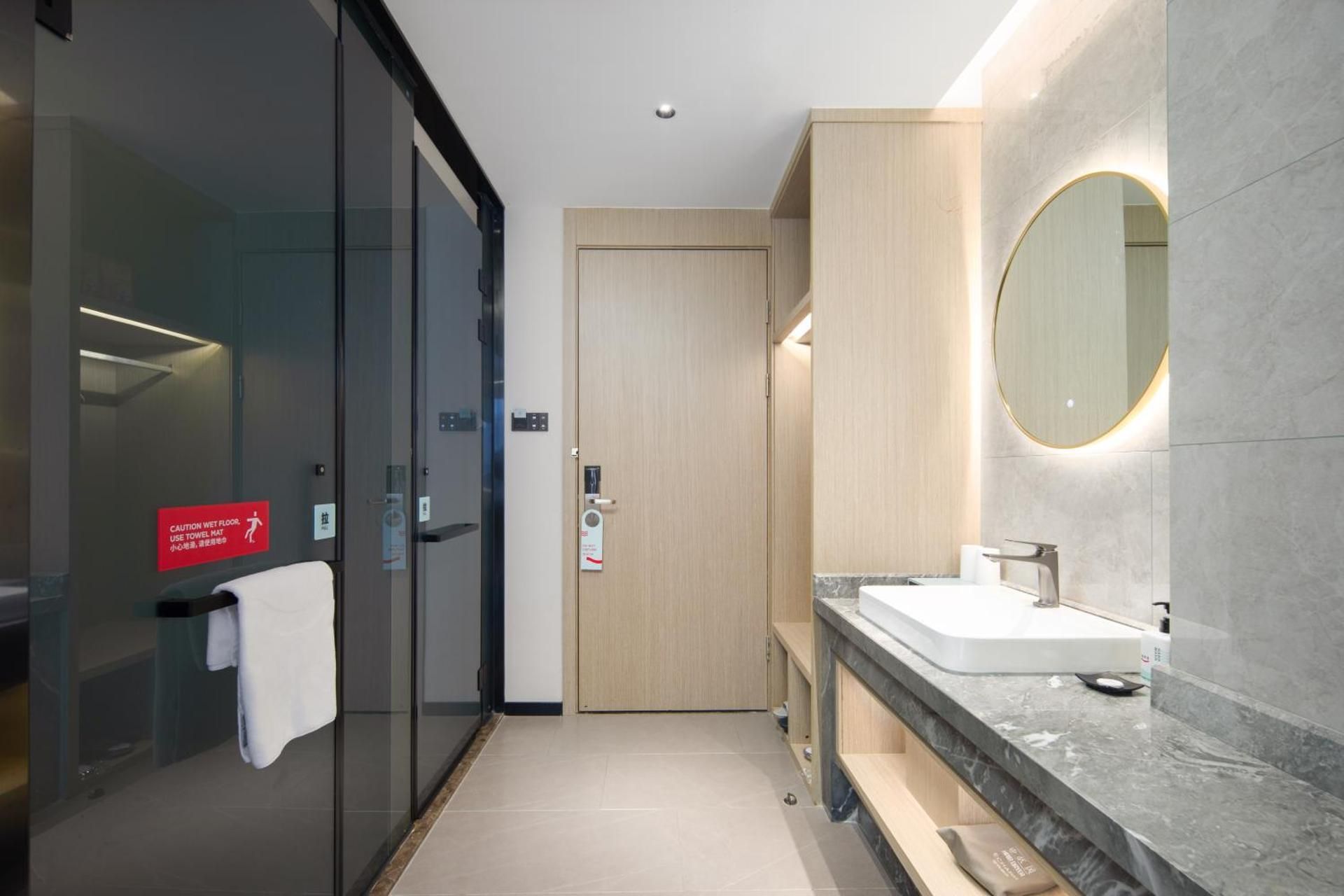 Echarm Hotel Haikou Chengmai Old Town Software Park Deluxe Queen Room 3