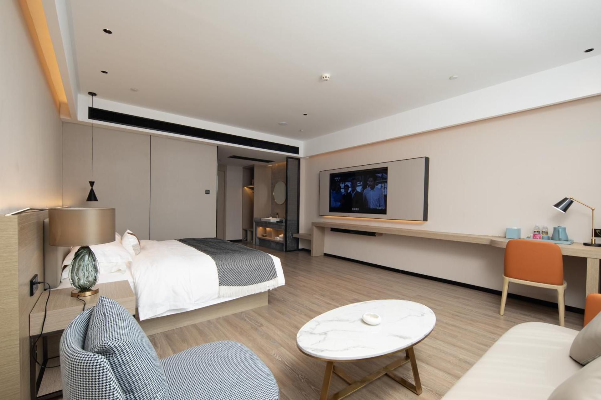 Echarm Hotel Haikou Chengmai Old Town Software Park Deluxe Queen Room 2