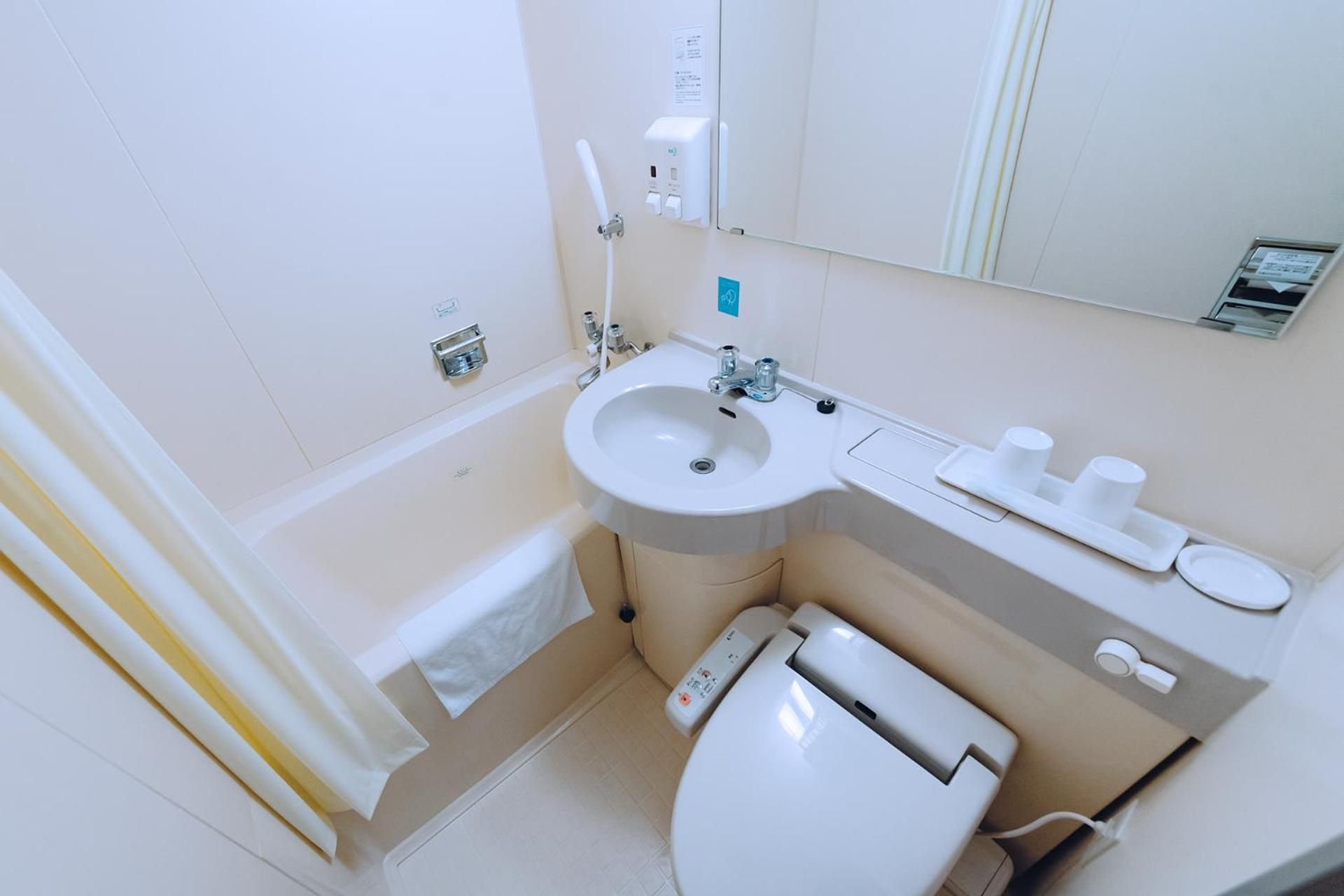 Twin Room - Non-Smoking