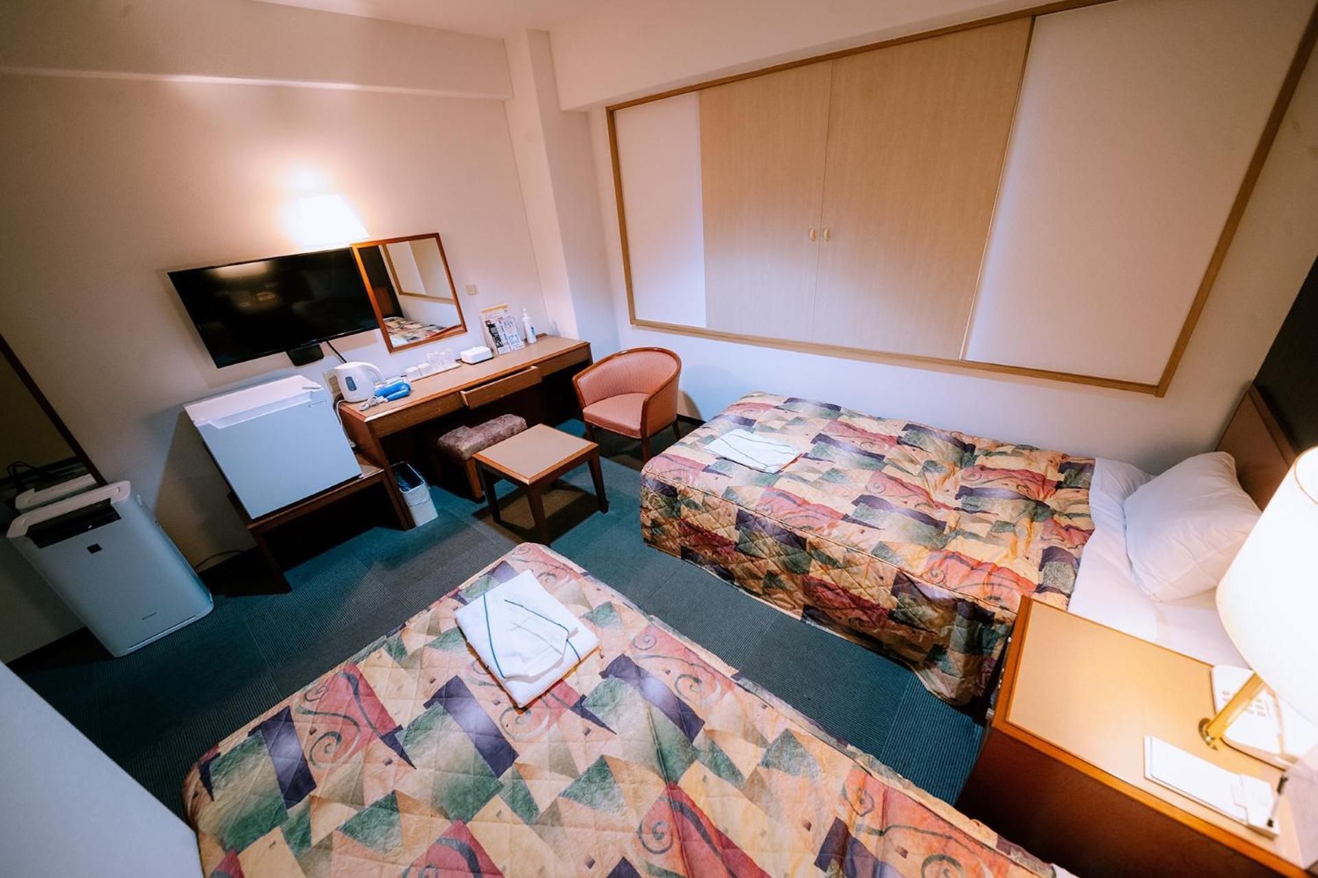 Twin Room - Non-Smoking