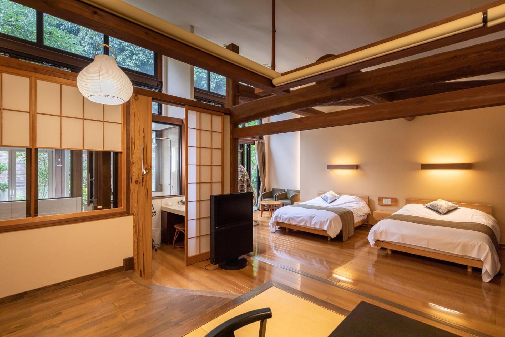Cottage style room with open-air bath "Futarishizuka"