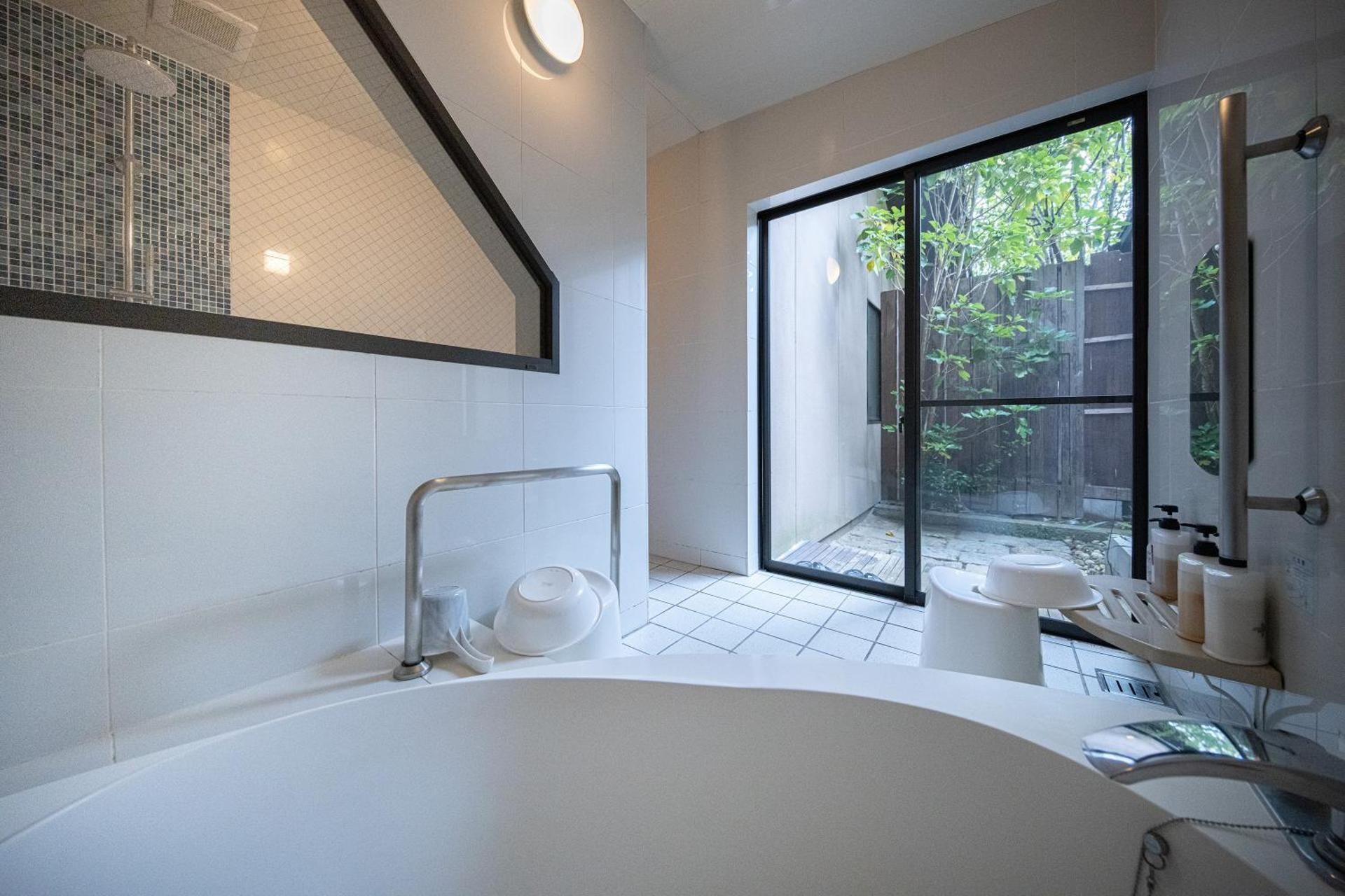 Villa style room with indoor bath "Ominaeshi"