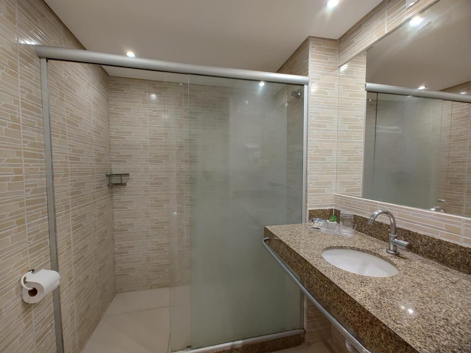 Queen Suite with Sea View
