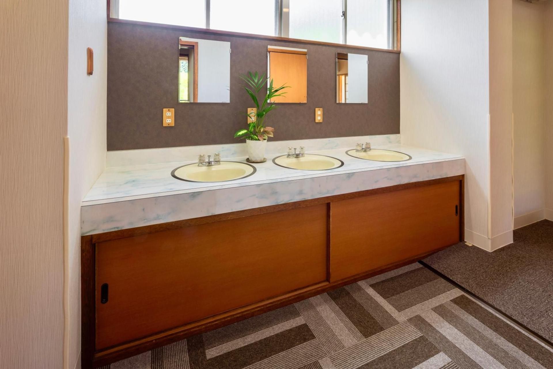 Japanese-Style Room