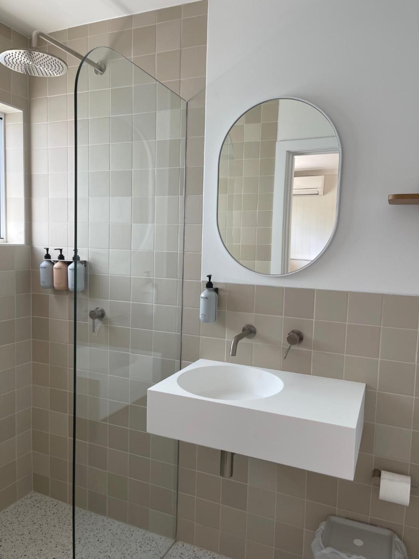 Double or Twin Room with Lake View