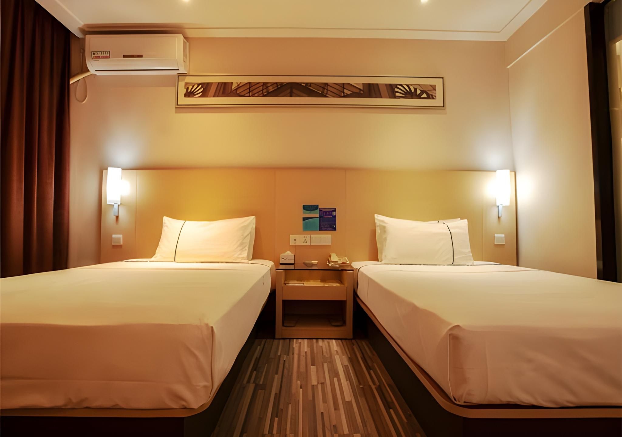 Dossen - Business Twin Room