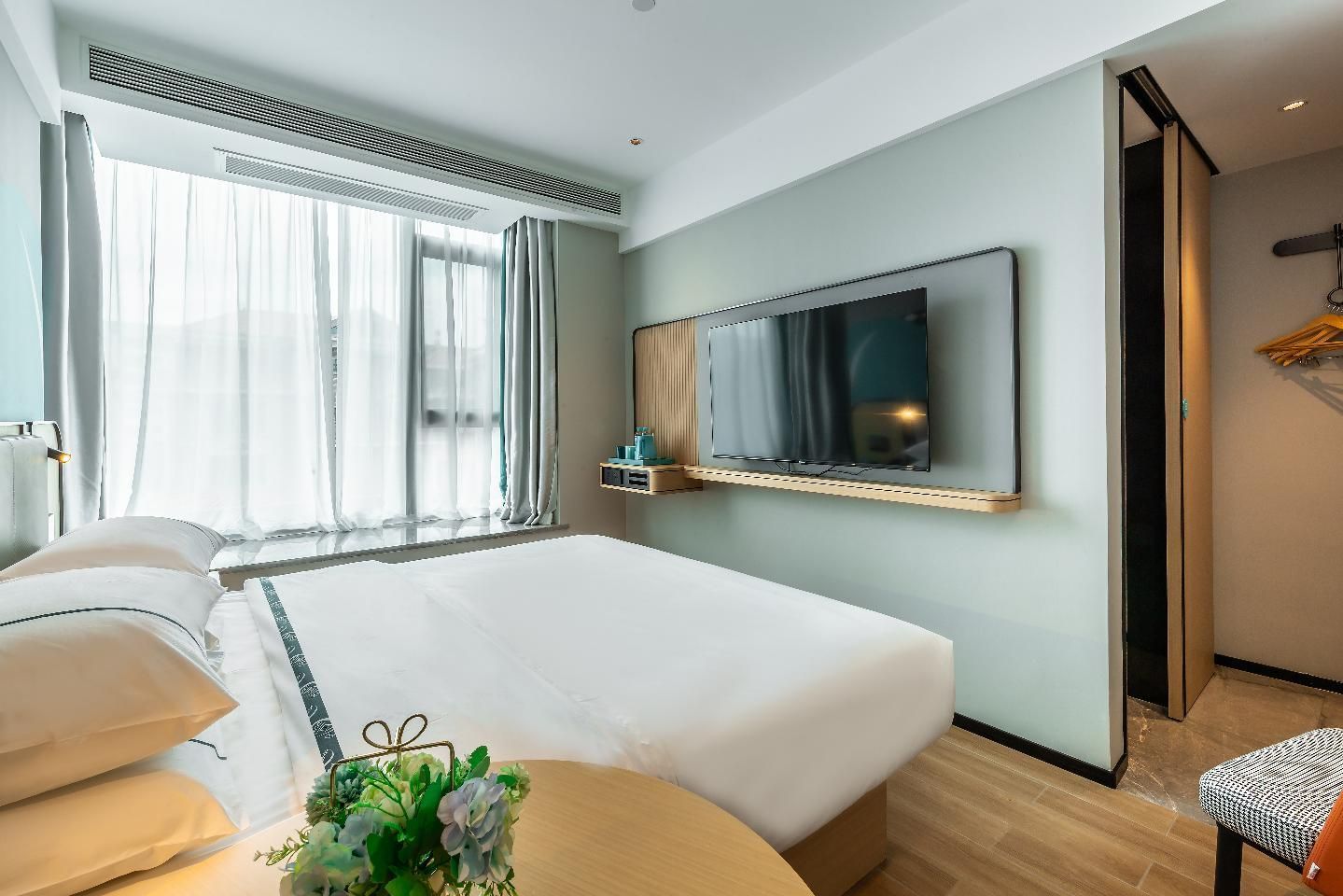 Dossen - Standard Bed Room