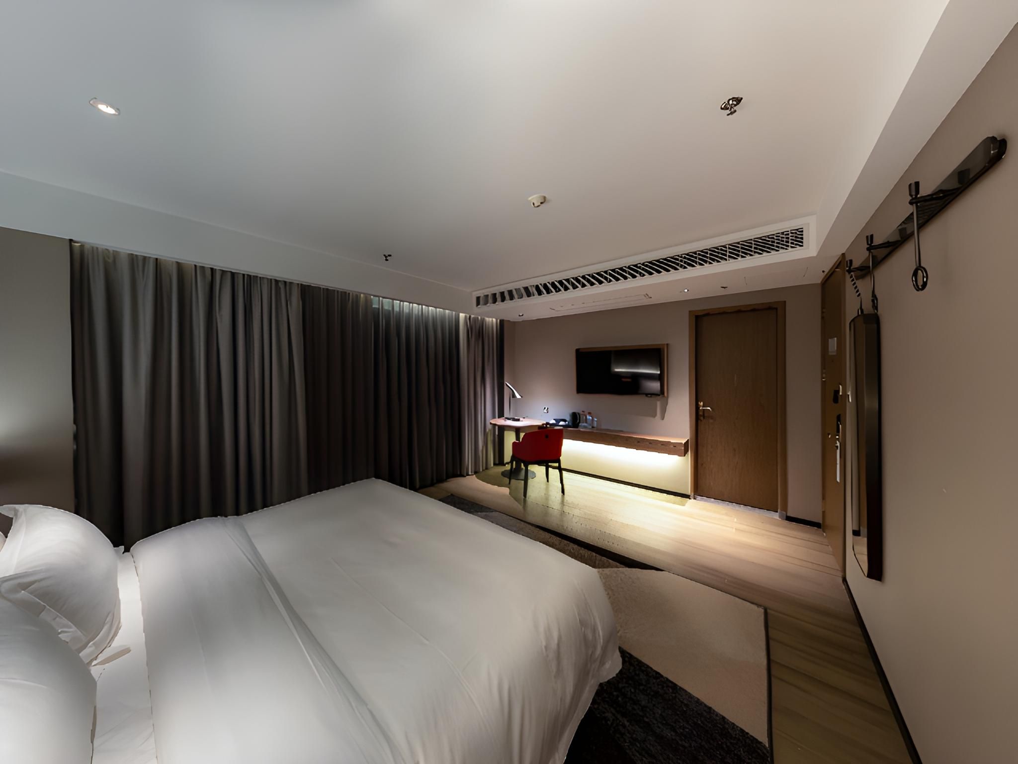 Dossen - Deluxe Bed Room