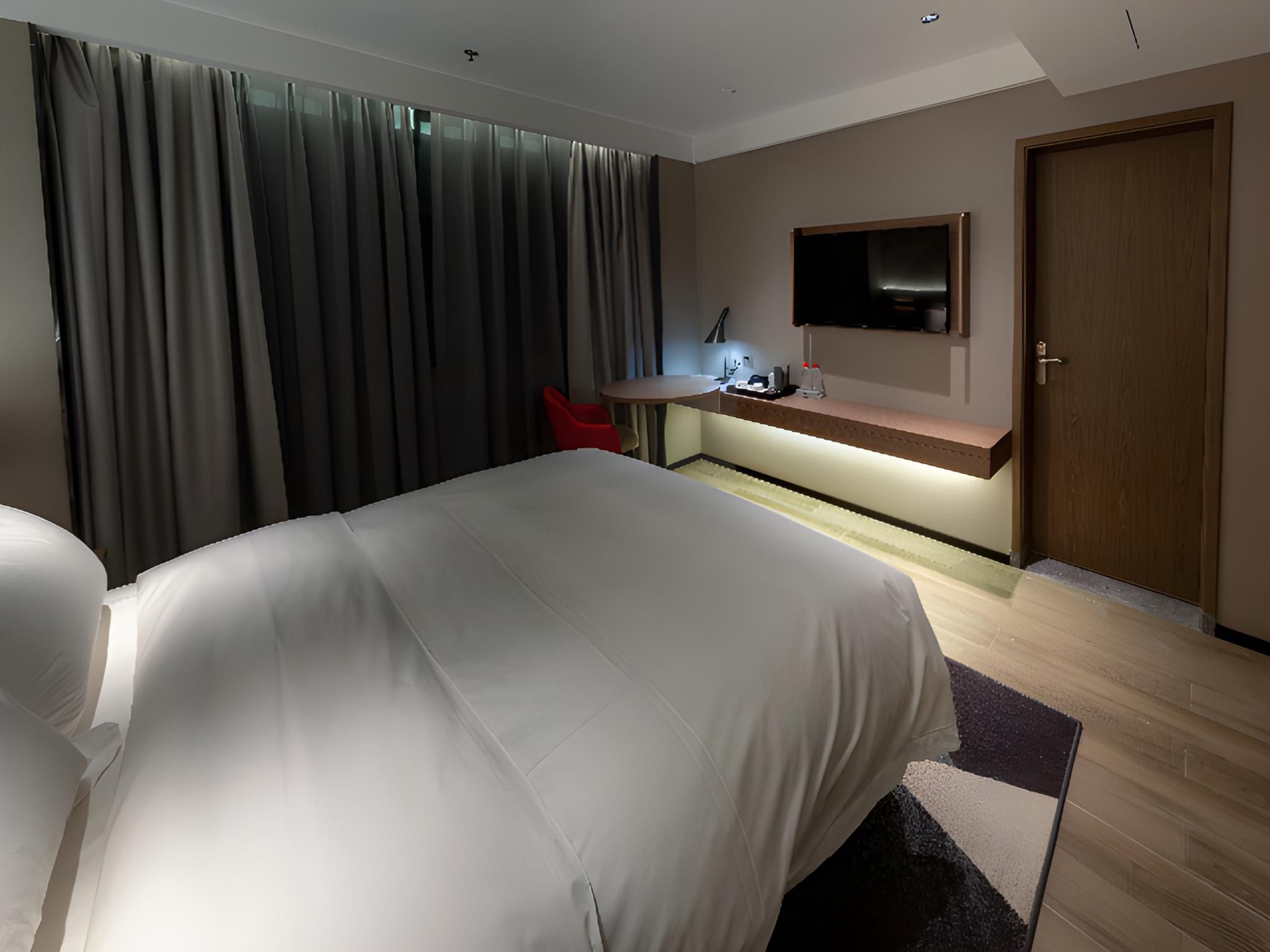 Dossen - Standard Bed Room
