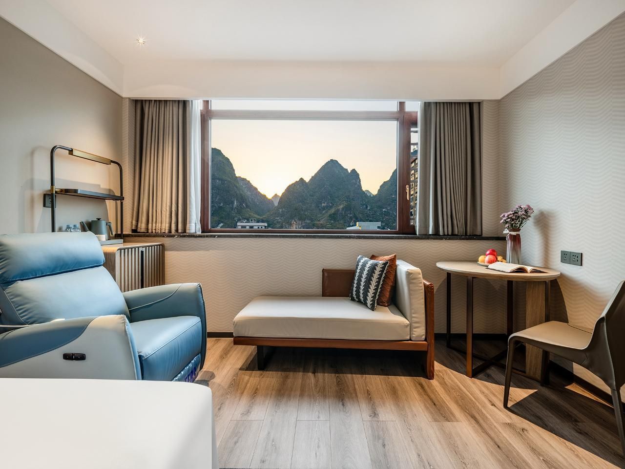 Dossen - Zhineng Deluxe Bed Room
