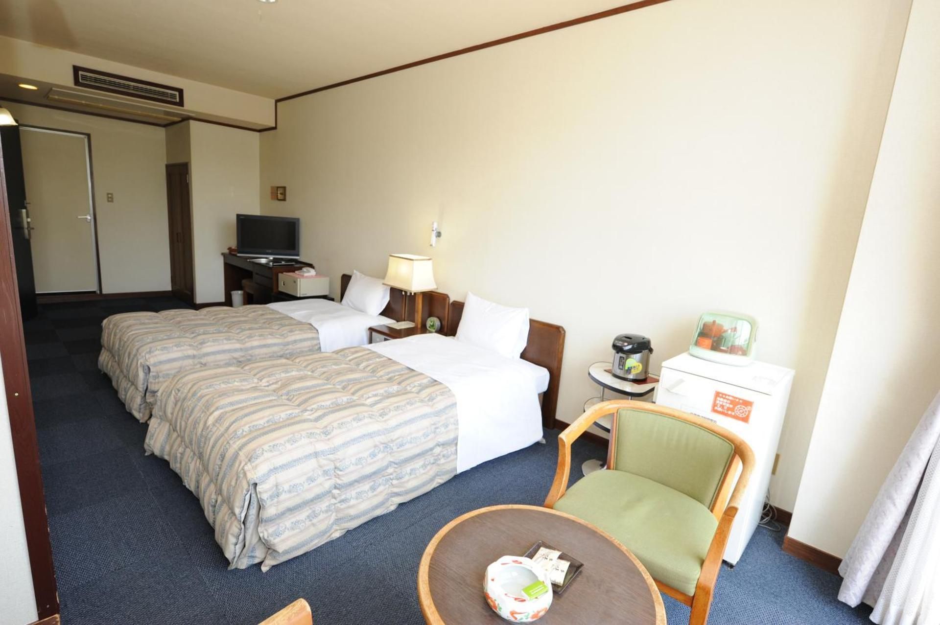 Economy Twin Room