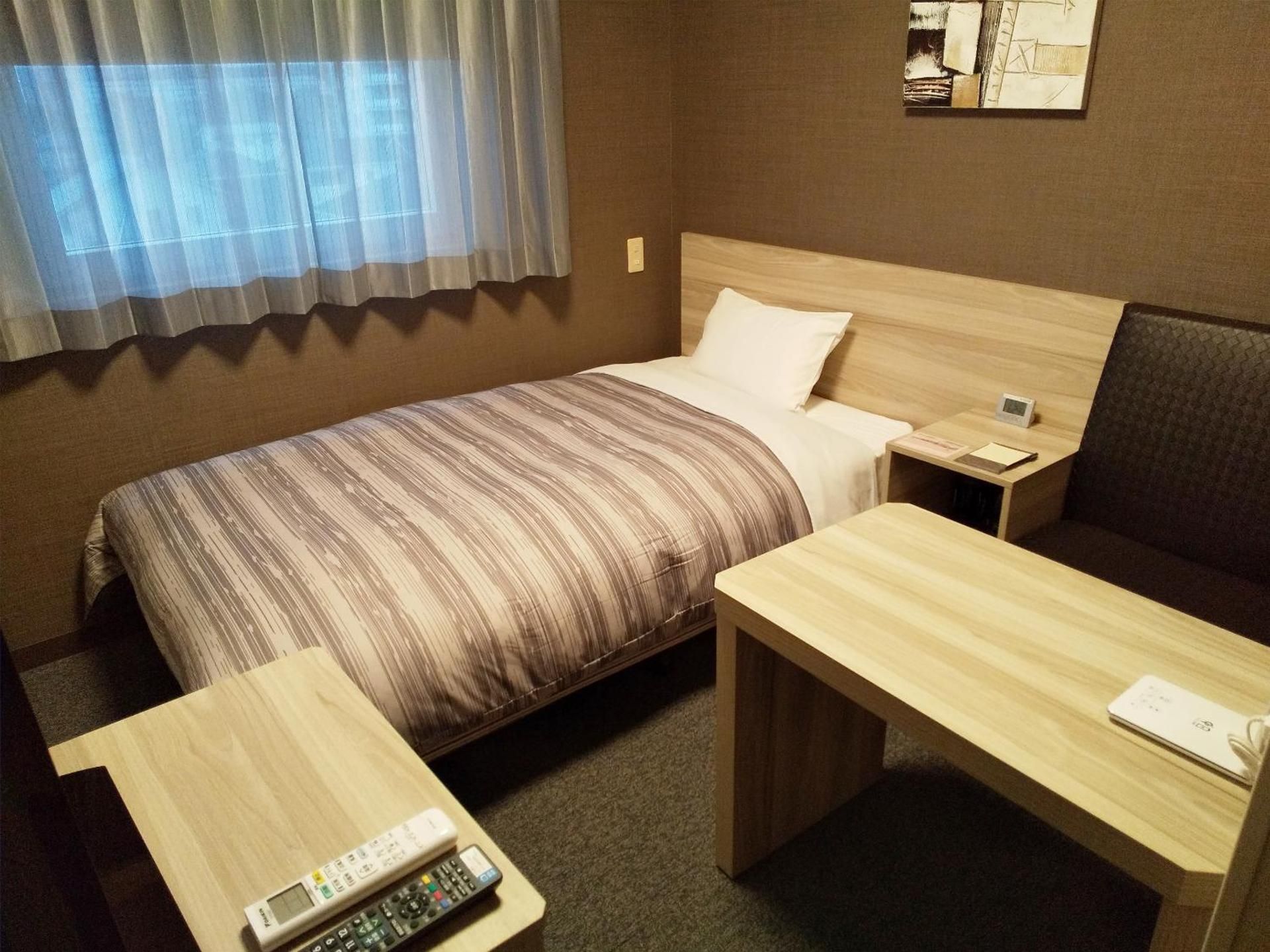 Single Room - Non-Smoking