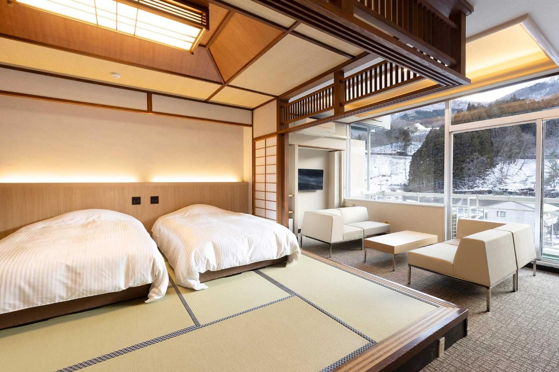 Standard Japanese-Western-Style Twin Room, Shared Bathroom, Non-Smoking