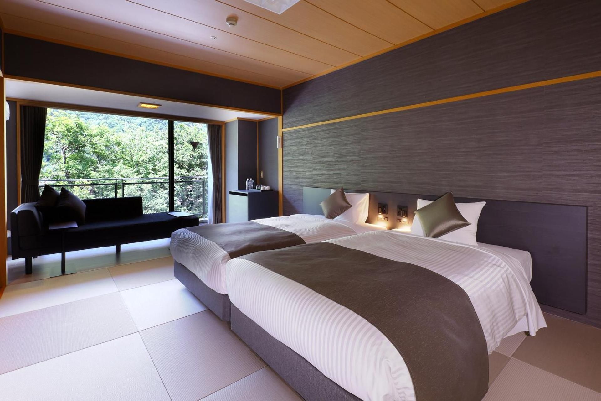 Twin Room with Tatami Area and Sofa Bed - Shared Bathroom - Non-Smoking