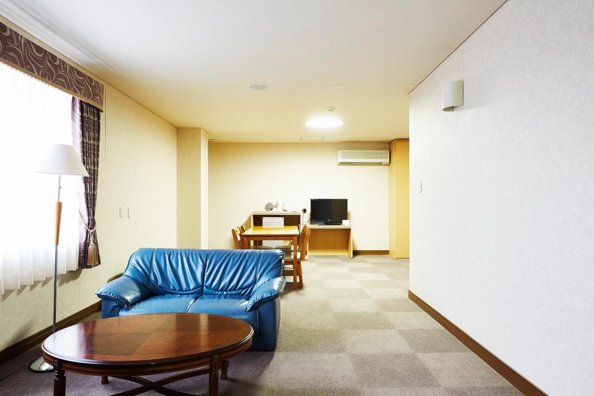 Deluxe Twin Room - Non-Smoking