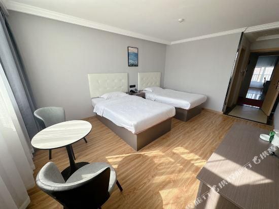 Guest Twin Room
