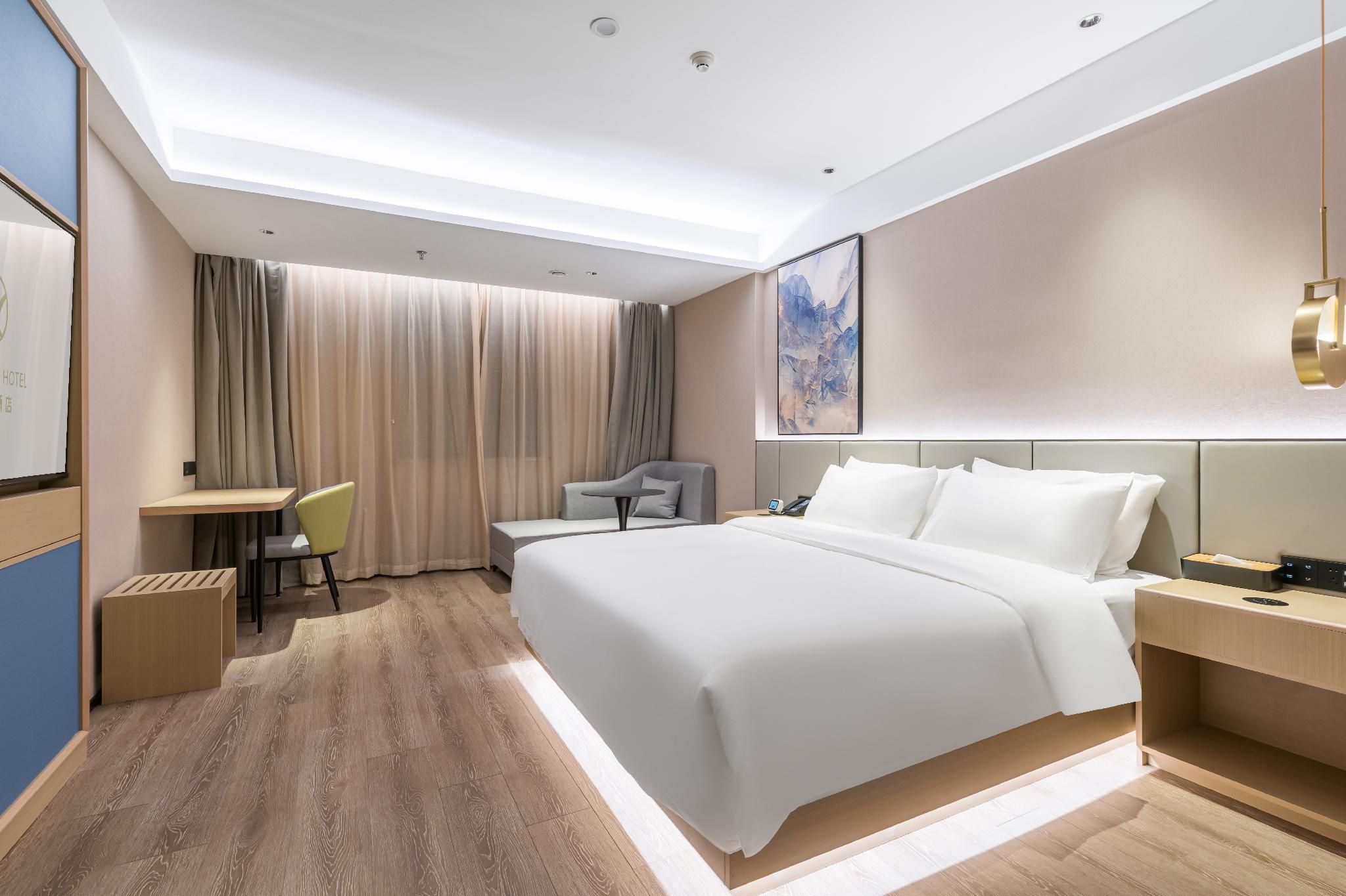 Huazhu - Room With Bed