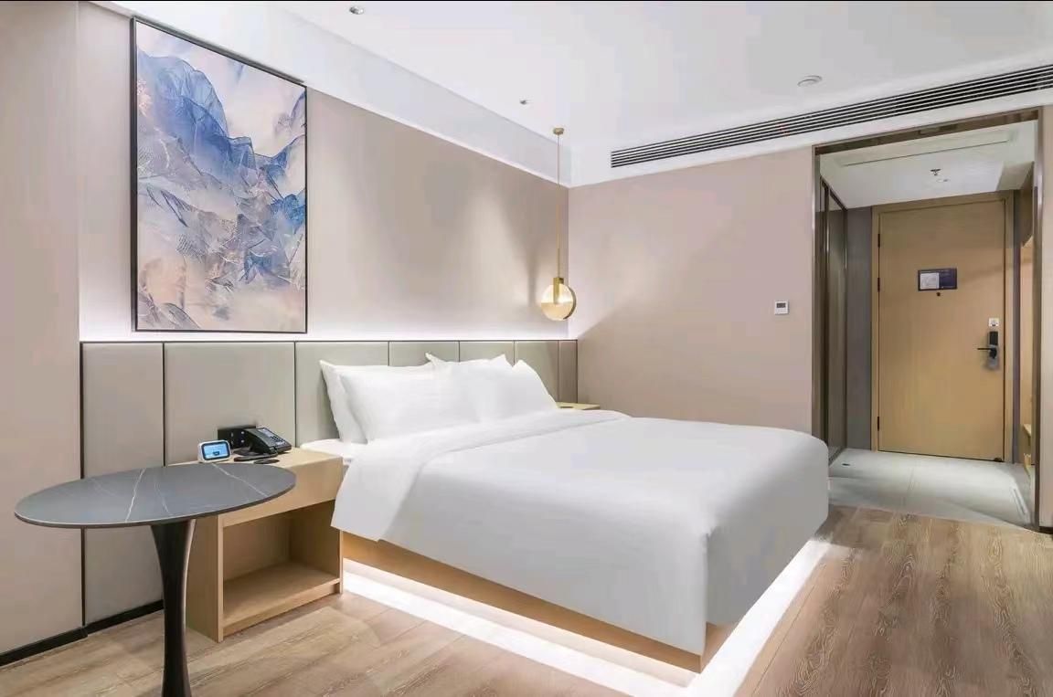 Huazhu - Superior BedRoom