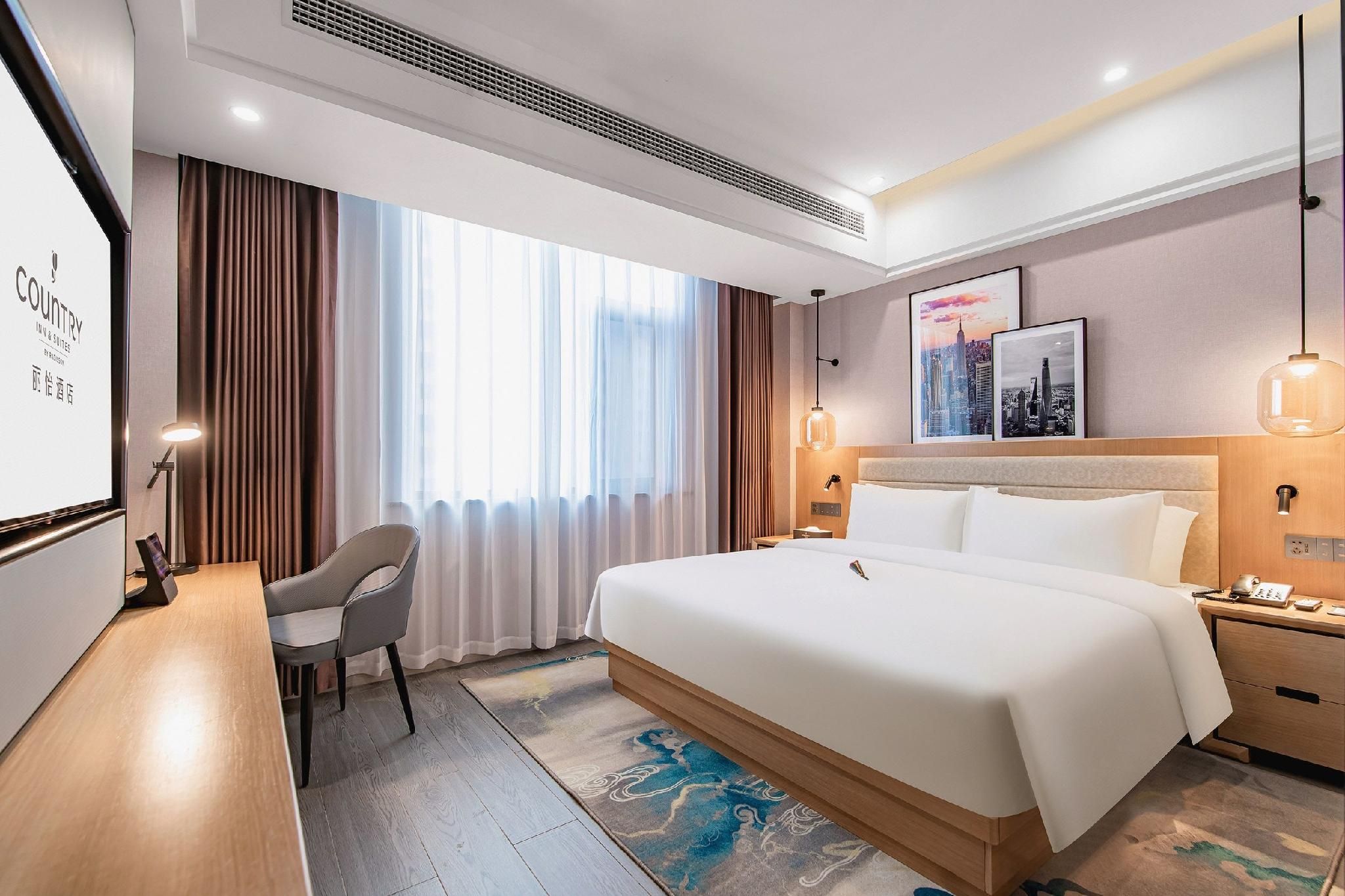 WH - Superior Bed Room