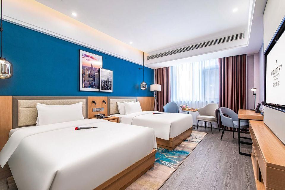 WH - Deluxe Room Twin