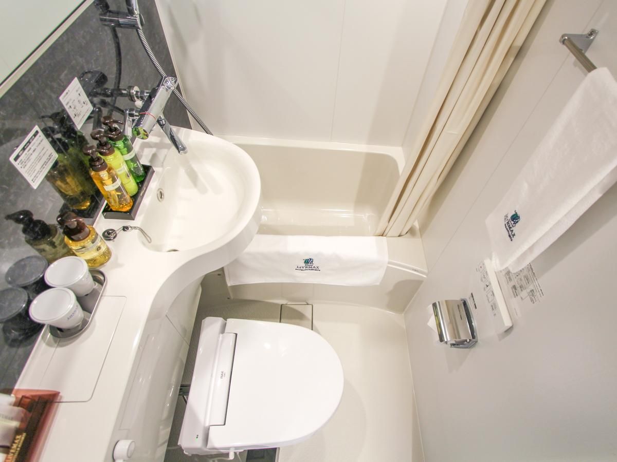 Semi Double Room - Non-Smoking