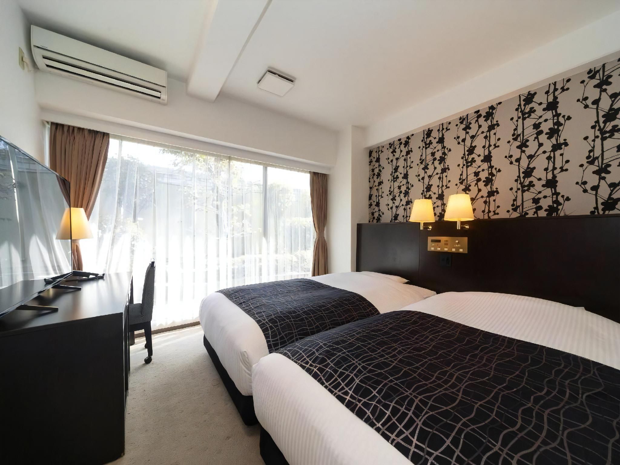 Economy Twin Room - Non-Smoking