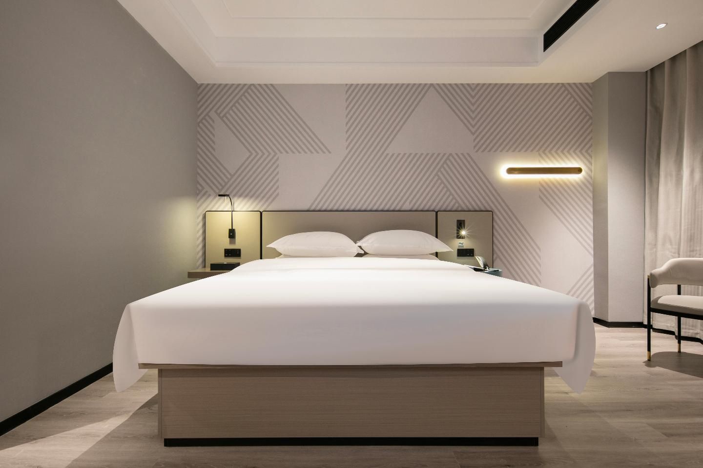 Dossen - Standard Bed Room