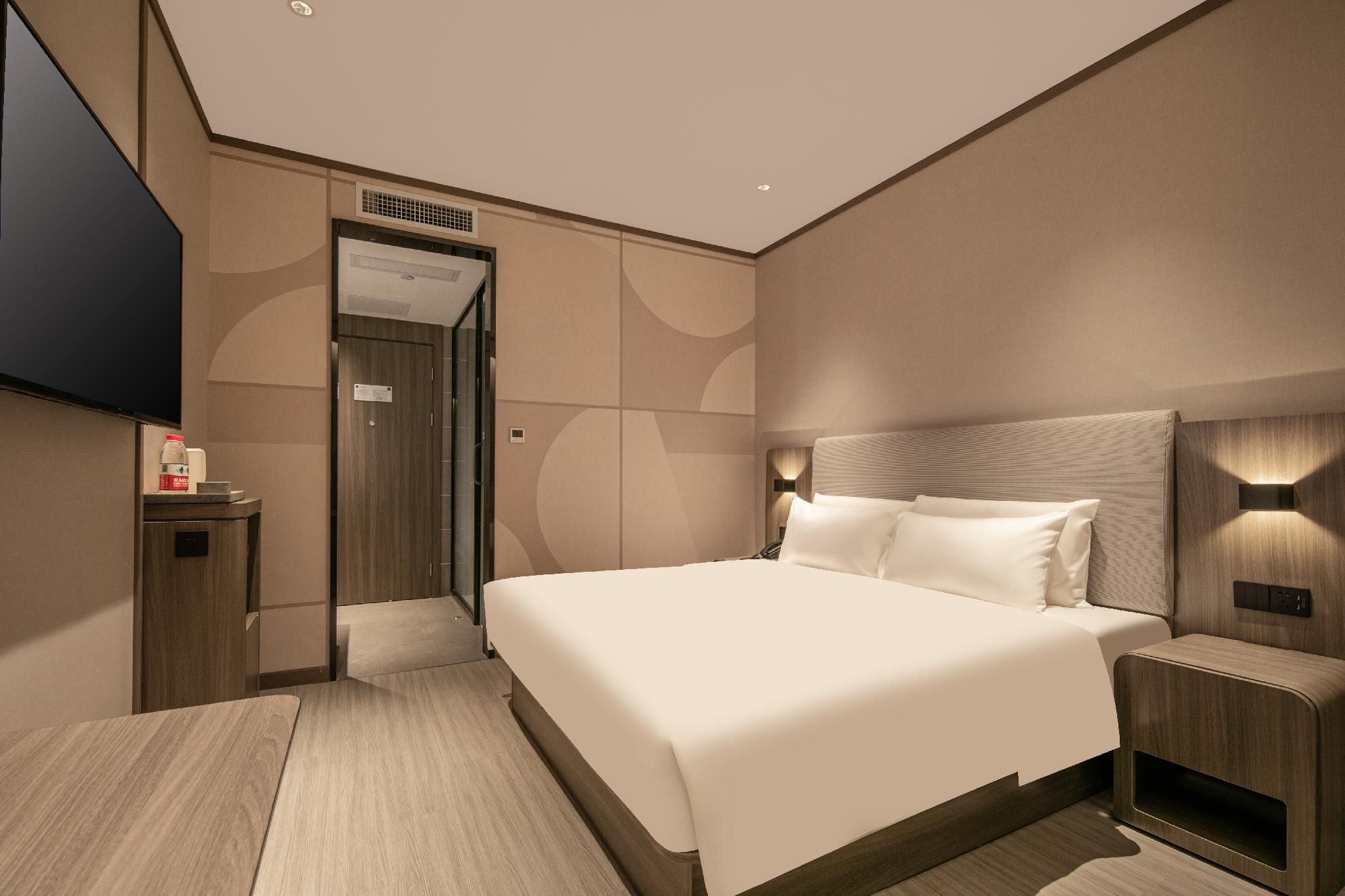 Huazhu - Superior BedRoom