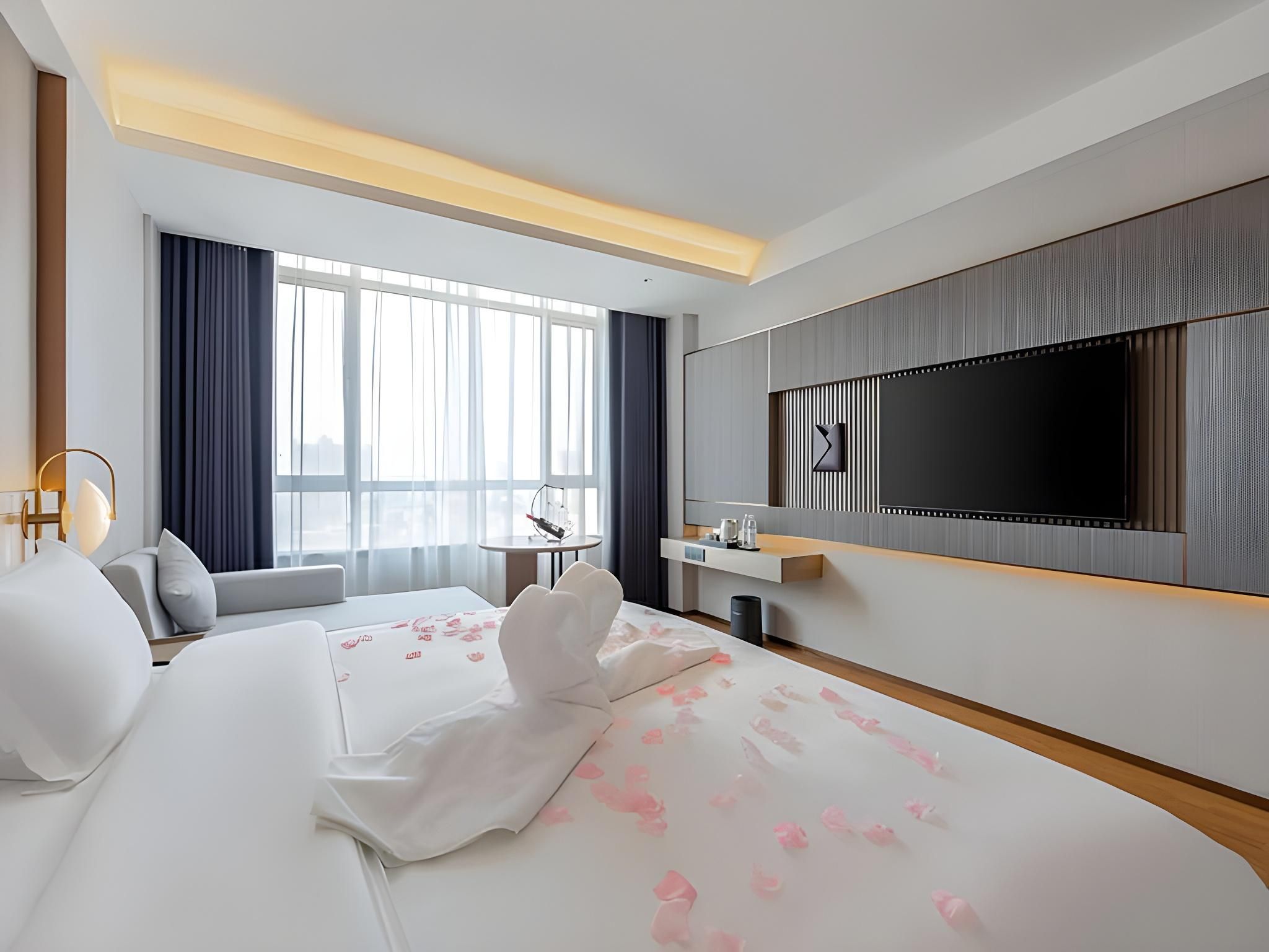 WH - Youxiang Romantic Room