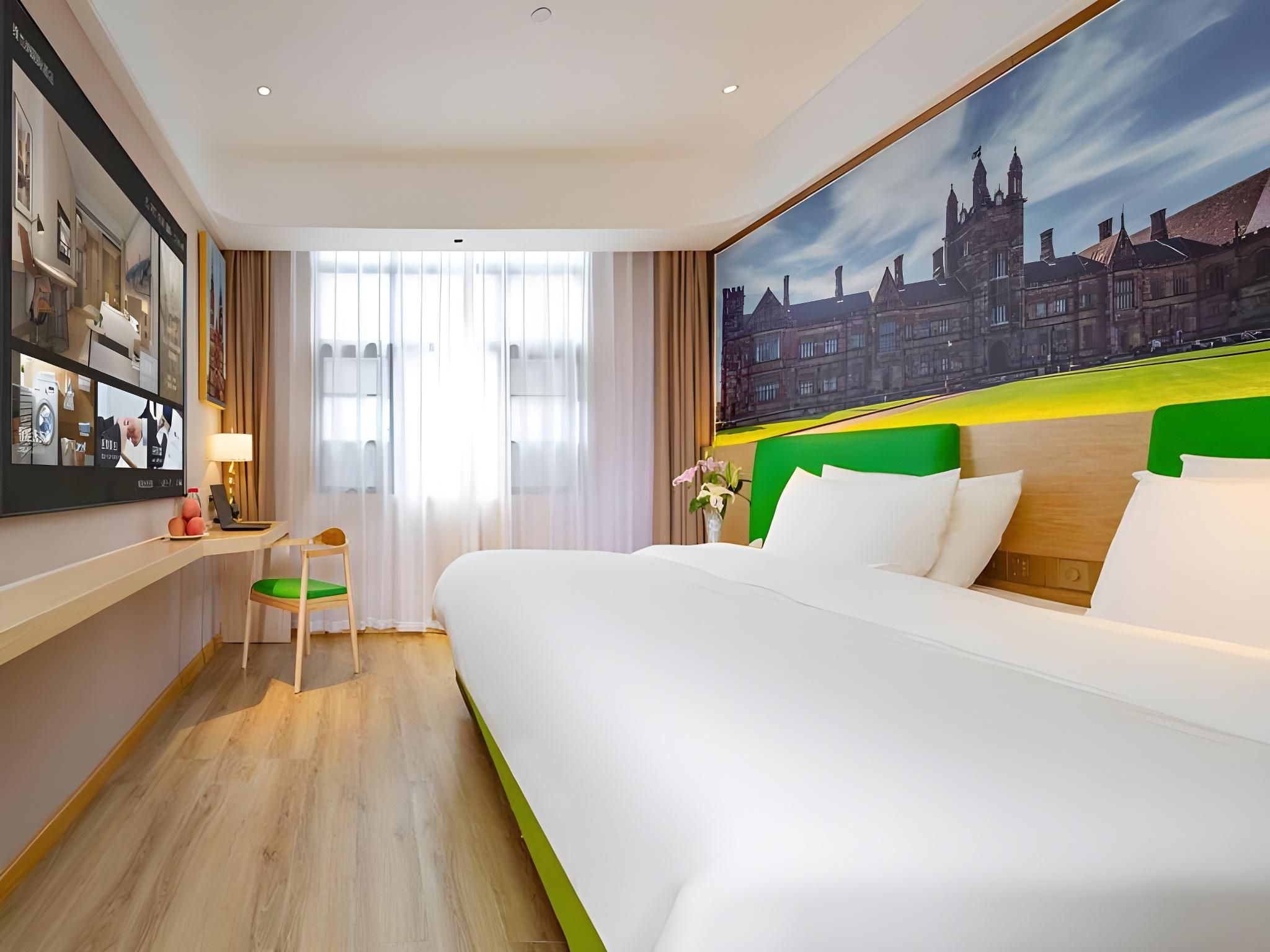 WH - Cinema 1 Bed Room