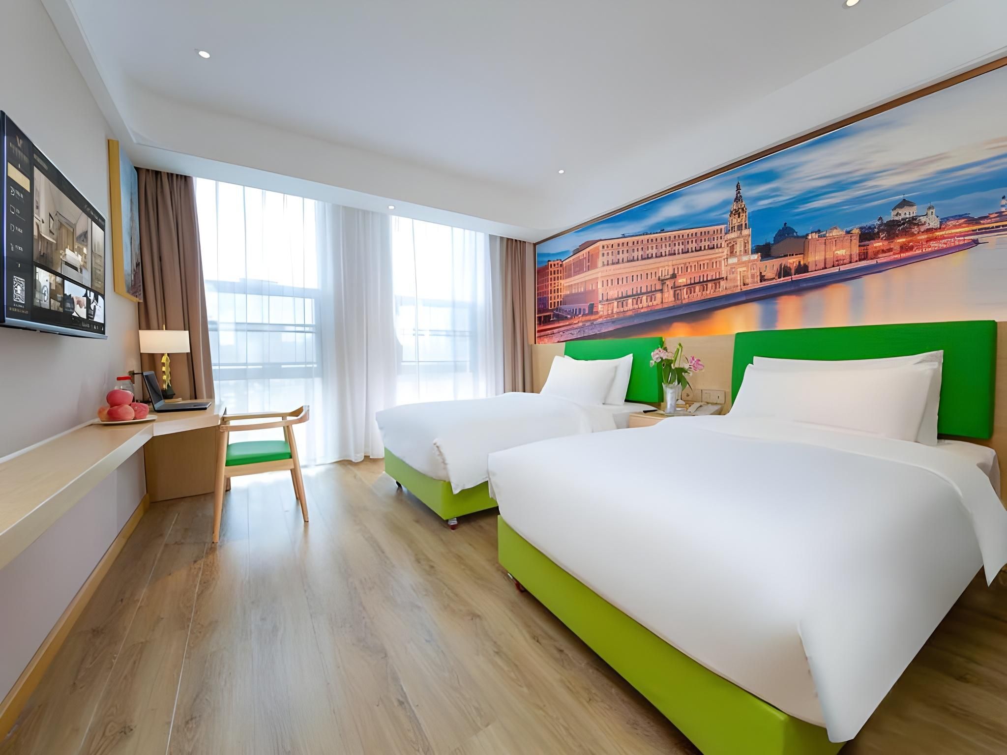 WH - Deluxe Room Twin