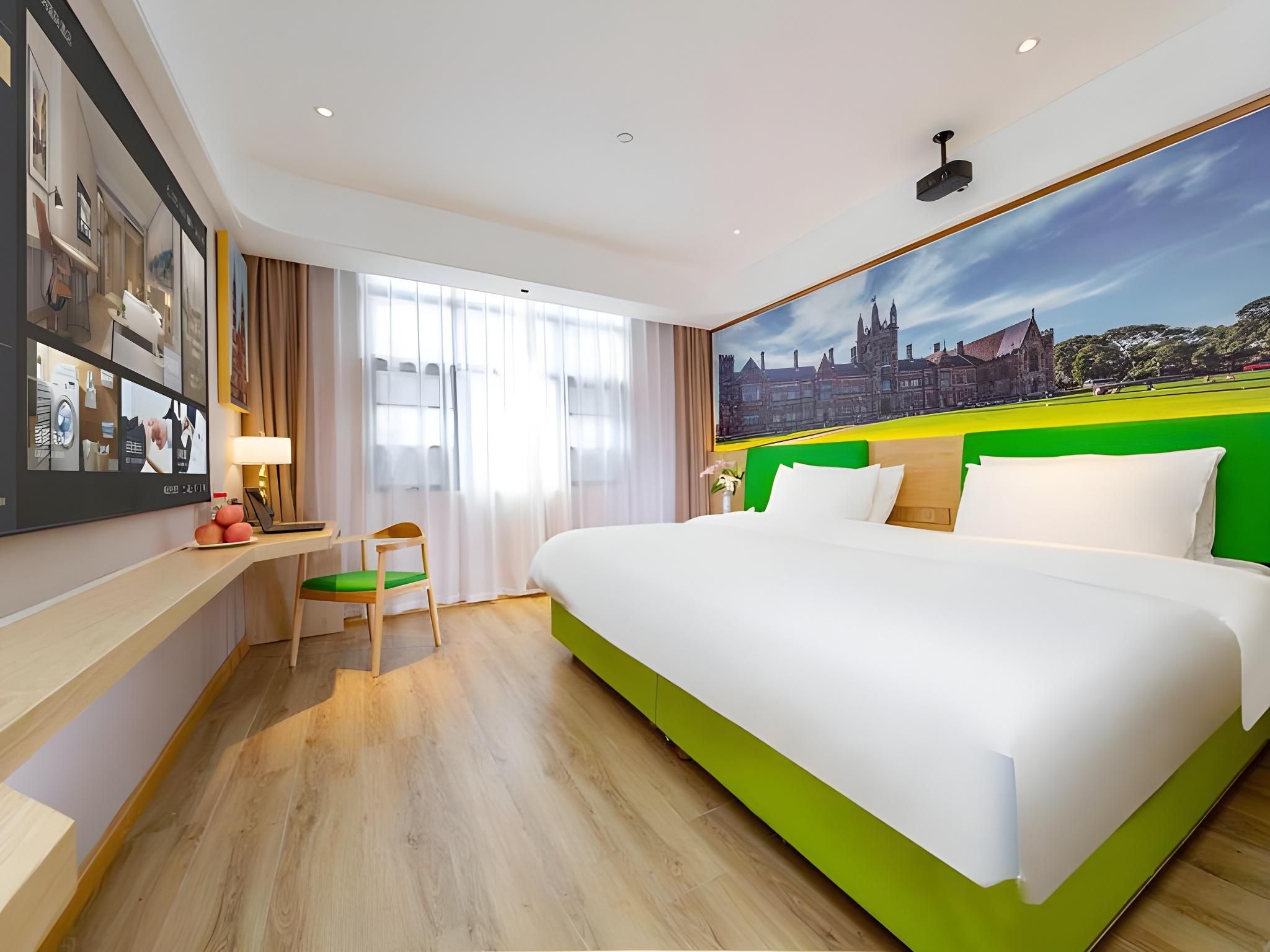 WH - Cinema 1 Bed Room